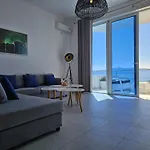 Wonderful Sea View 030 *