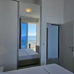 Wonderful Sea View 030 Apartment *