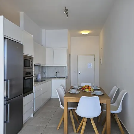Wonderful Sea View 030 סרנדה