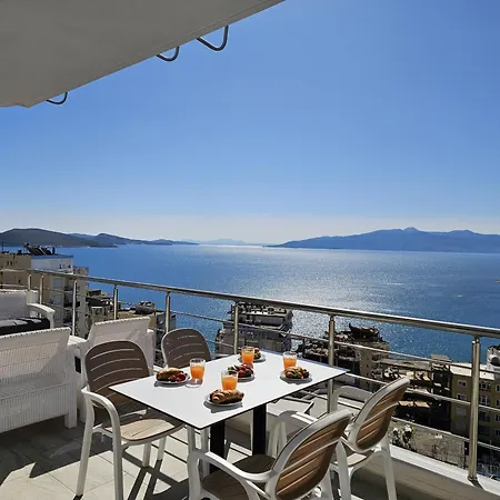 Wonderful Sea View 030