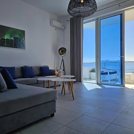 Wonderful Sea View 030 *