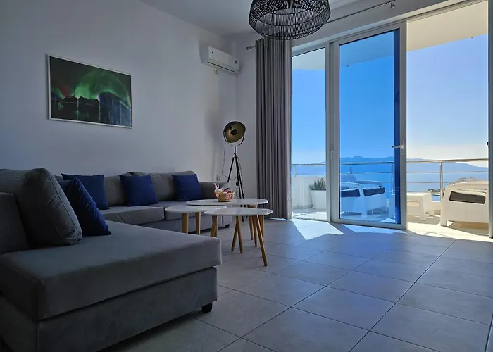 Wonderful Sea View 030 *